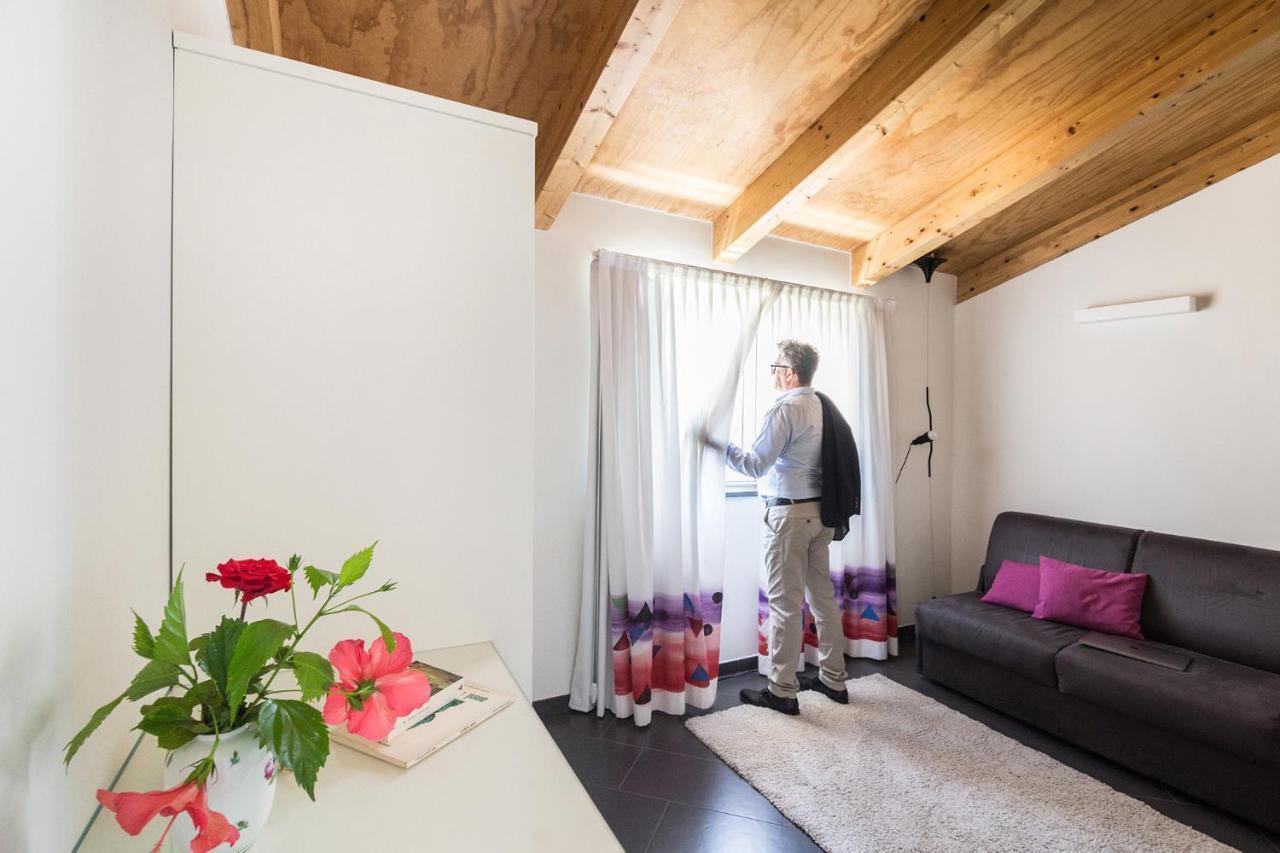 Foyer Rooms & Suites Affittacamere Cagliari Eksteriør billede