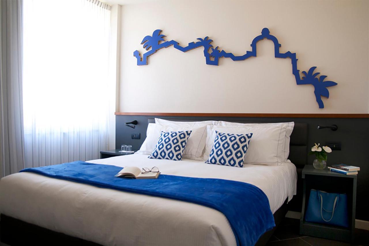 Foyer Rooms & Suites Affittacamere Cagliari Eksteriør billede