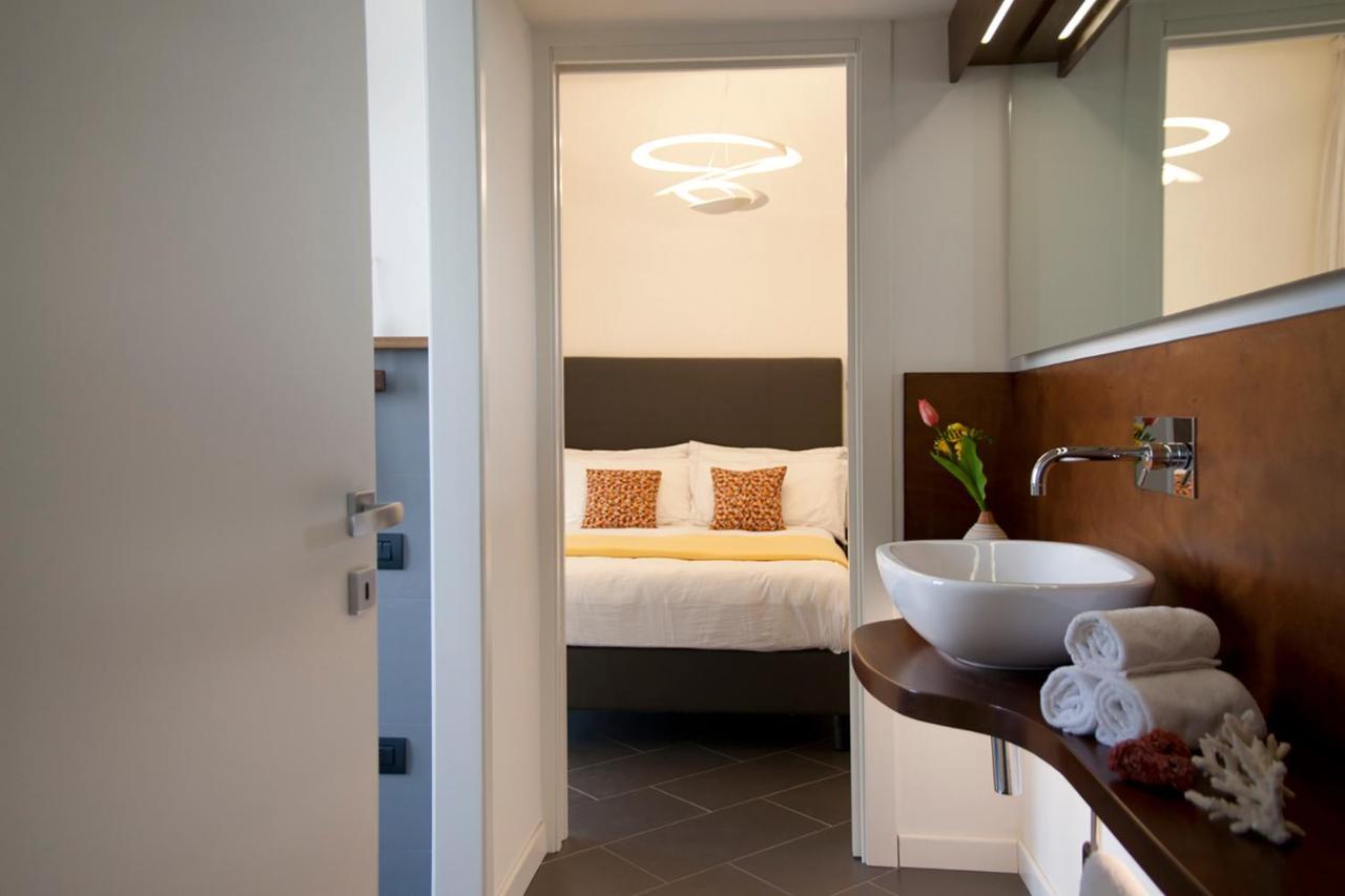 Foyer Rooms & Suites Affittacamere Cagliari Eksteriør billede