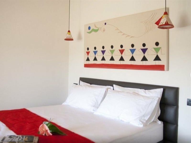 Foyer Rooms & Suites Affittacamere Cagliari Eksteriør billede